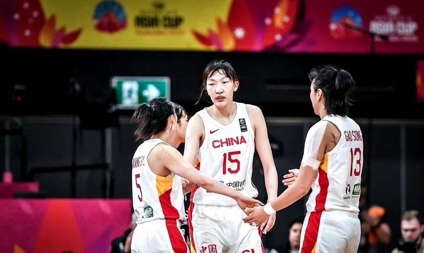 中国女篮vs韩国的相关图片